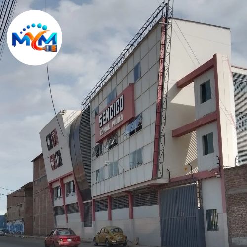 Pintado de cocina moderna de edificio en piura